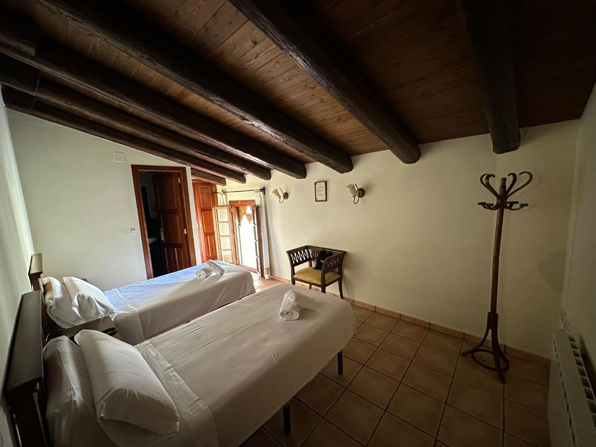 Hotel De La Villa Rubielos De Mora Zewnętrze zdjęcie
