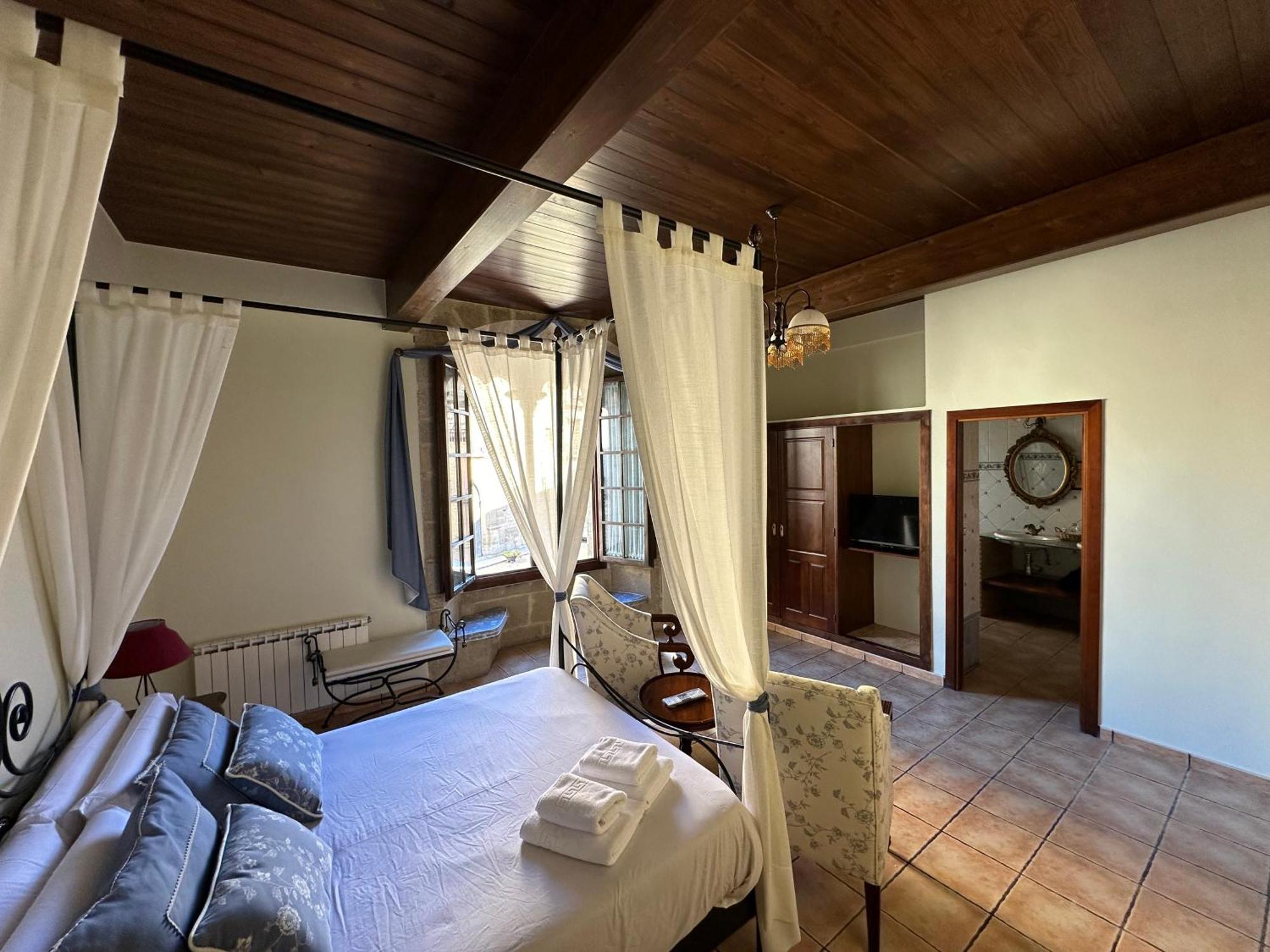 Hotel De La Villa Rubielos De Mora Zewnętrze zdjęcie